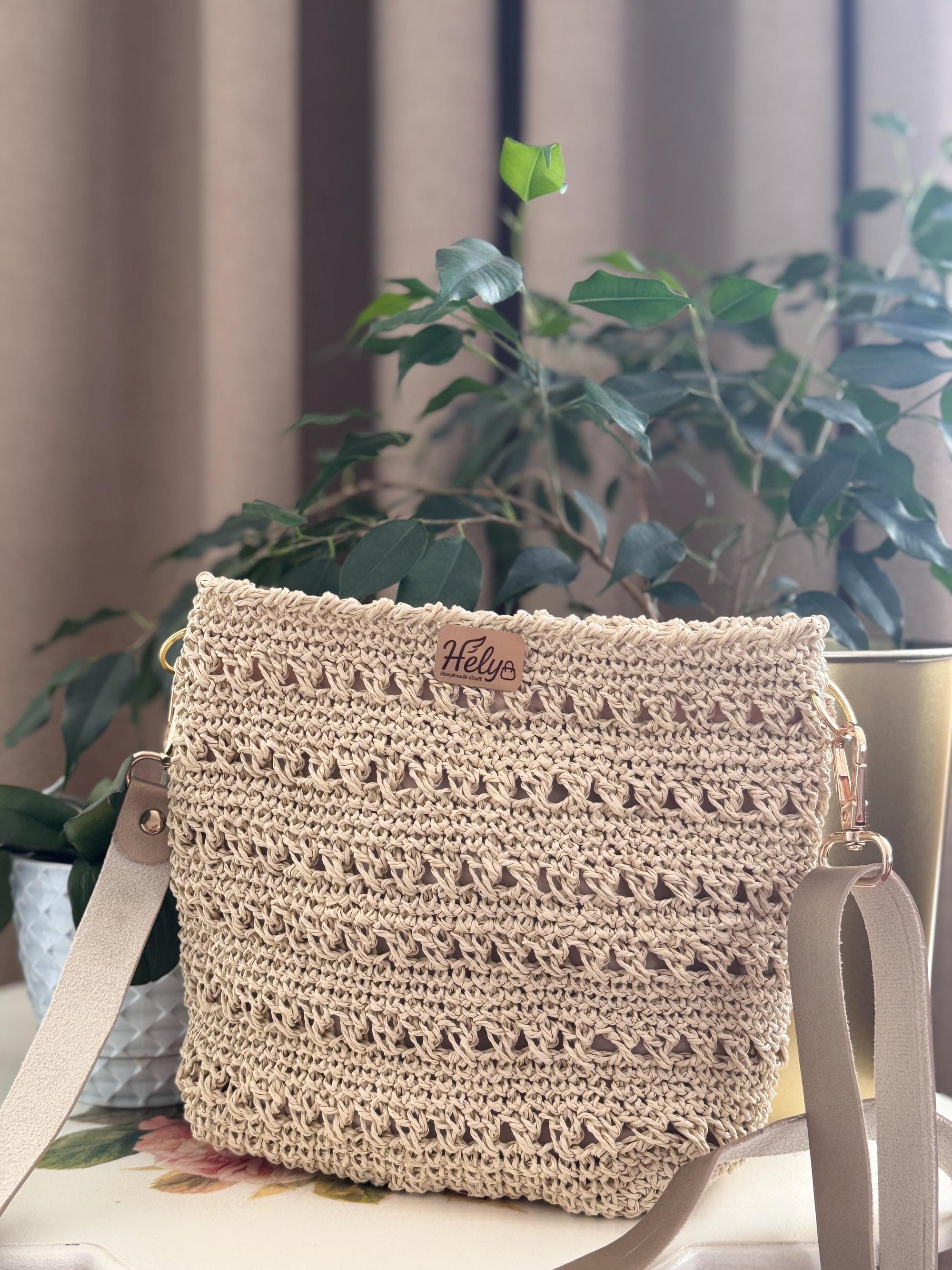 El Yapımı Kağıt İp Crossbody Çanta – Ayarlanabilir Askılı, Günlük Boho Omuz Çantası